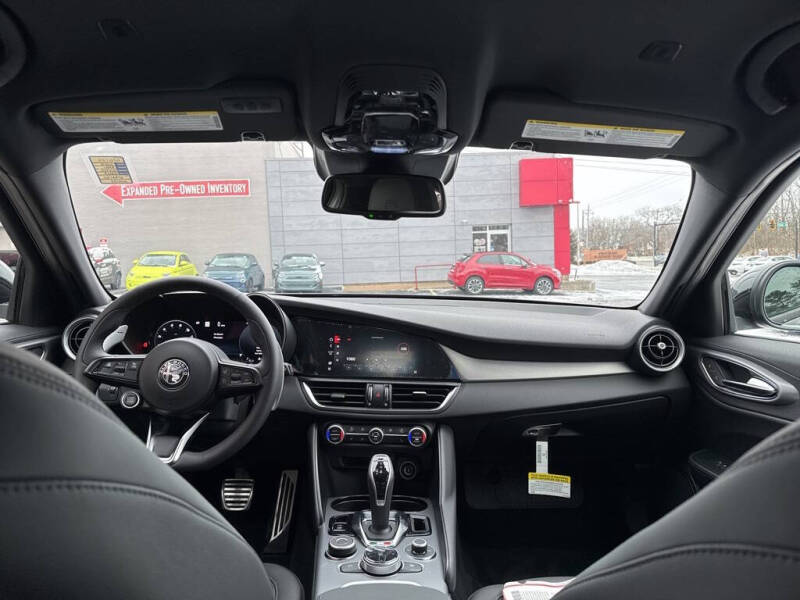 2025 Alfa Romeo Giulia