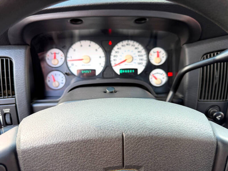 2005 Dodge Ram 1500 SLT