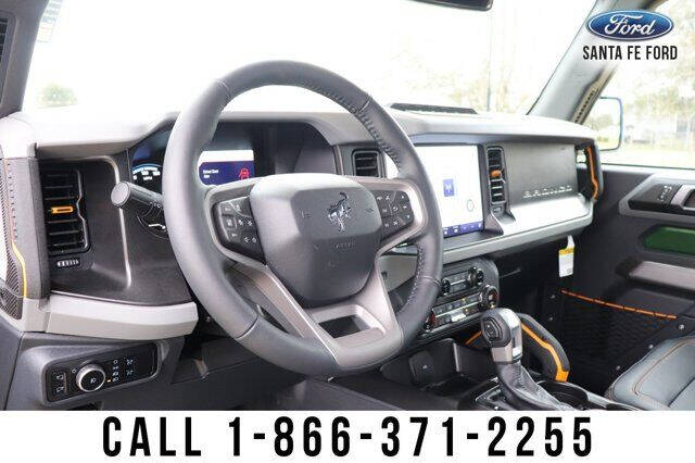 2023 Ford Bronco Badlands Advanced