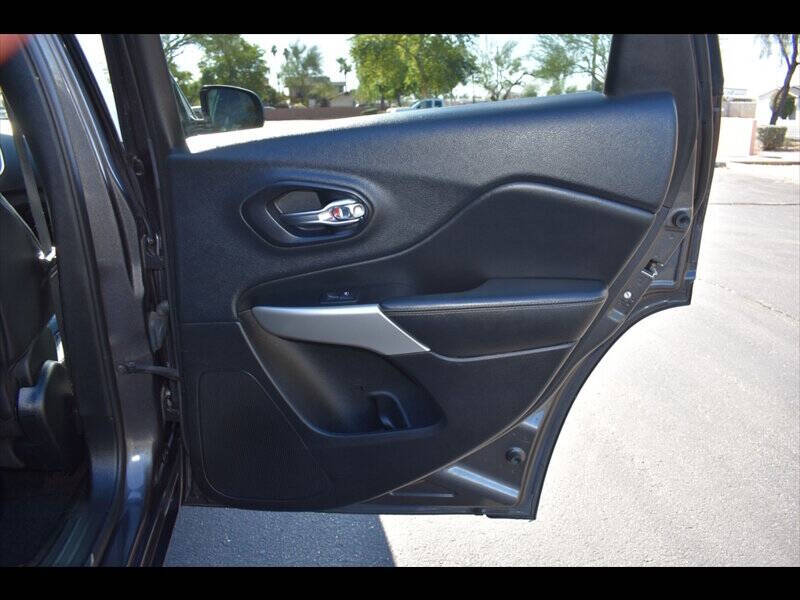 2018 Jeep Cherokee Latitude Plus