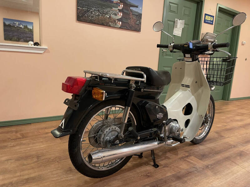 1998 Honda Super Cub Custom C90E