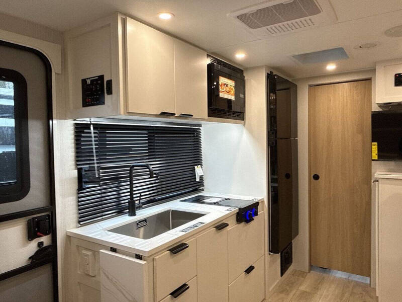 2026 Winnebago Micro Minnie