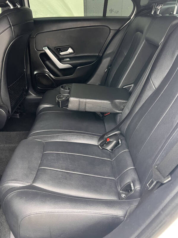 2019 Mercedes-Benz A-Class A 220