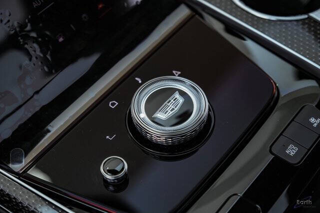 2025 Cadillac Escalade-V