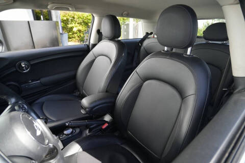 2014 MINI Hardtop Cooper