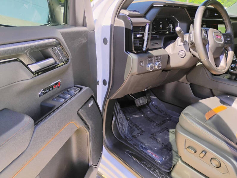 2025 GMC Sierra 1500
