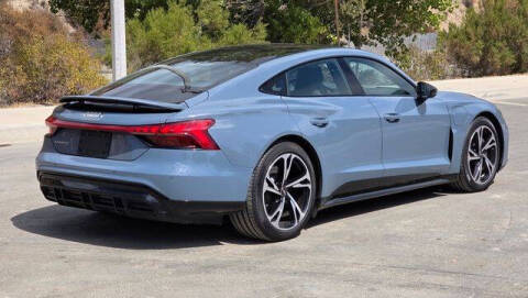 2022 Audi e-tron GT quattro Premium Plus