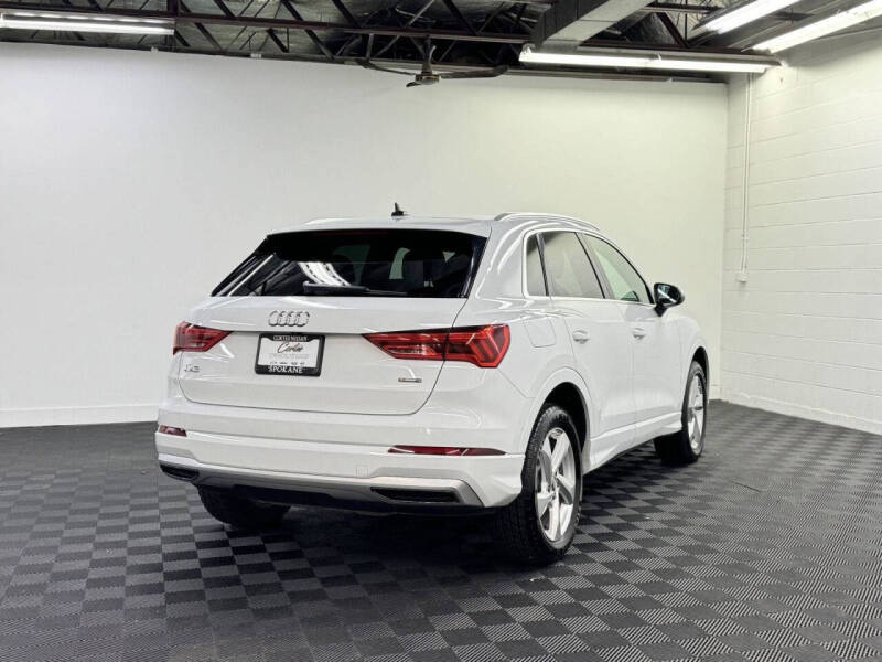 2019 Audi Q3 quattro Premium 45 TFSI