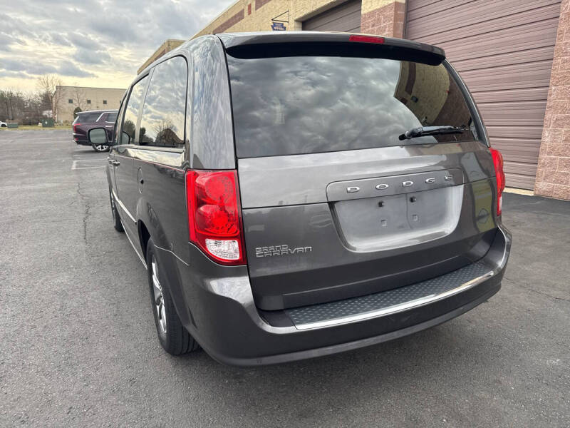 2014 Dodge Grand Caravan SE