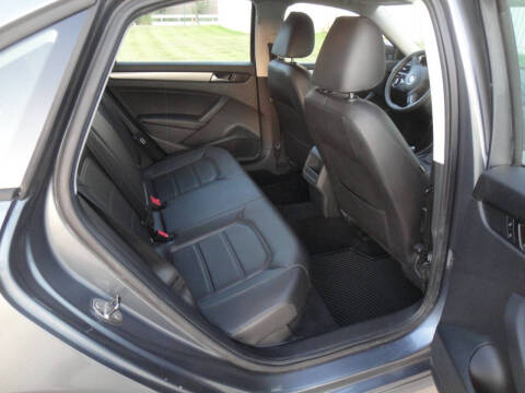 2013 Volkswagen Passat Wolfsburg Edition PZEV