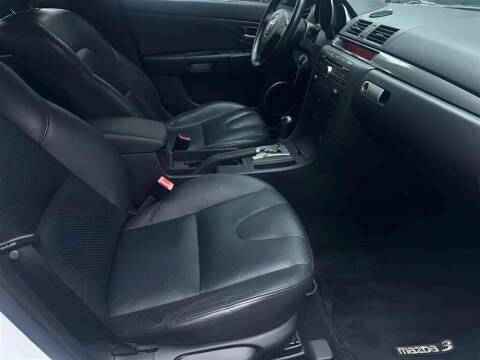 2004 Mazda MAZDA3 s