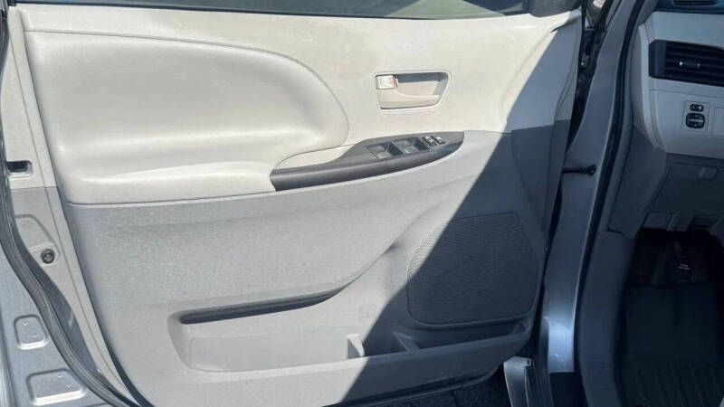 2013 Toyota Sienna