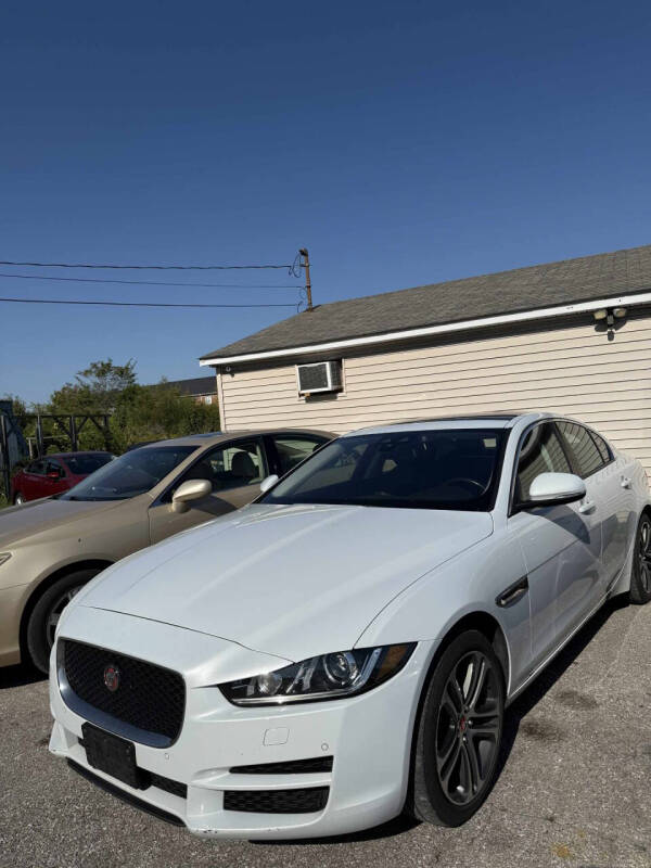 2017 Jaguar XE 35t Premium