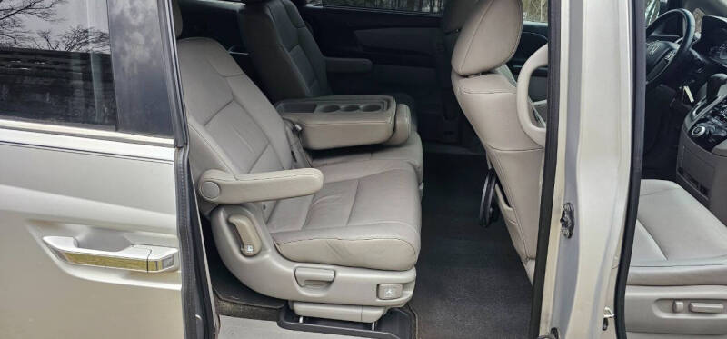 2012 Honda Odyssey EX-L w/DVD