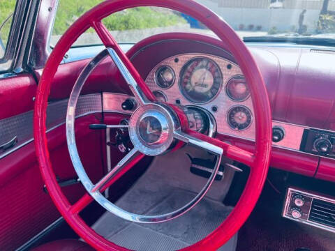 1957 Ford Thunderbird