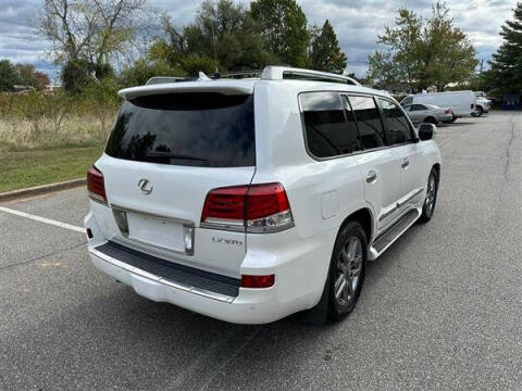 2013 Lexus LX 570