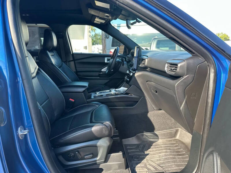 2021 Ford Explorer ST