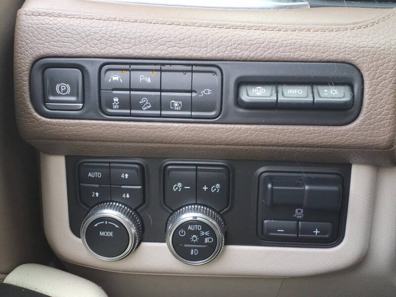 2022 GMC Yukon Denali