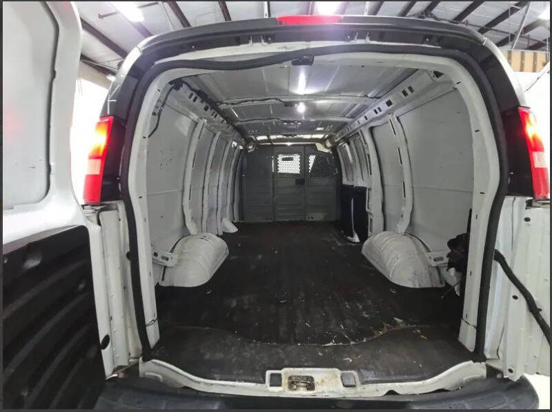 2020 Chevrolet Express 2500