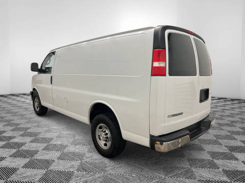 2021 Chevrolet Express 2500