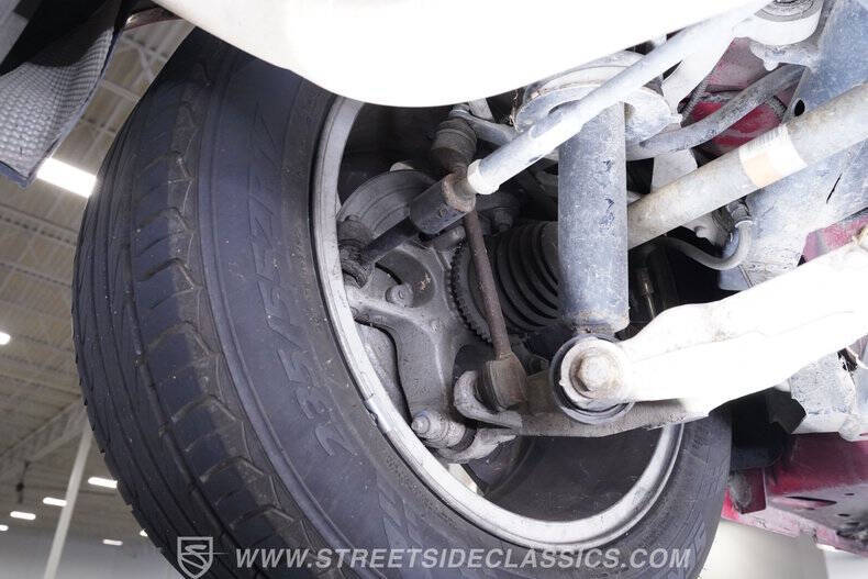 2003 Ford Thunderbird