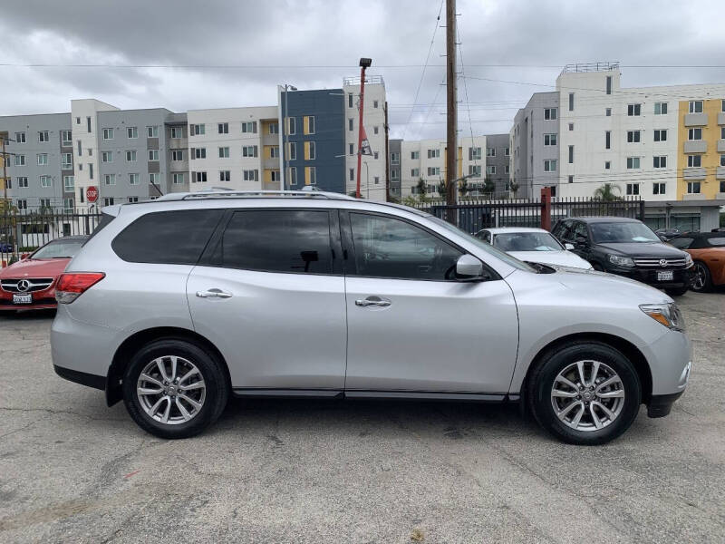 2015 Nissan Pathfinder SV
