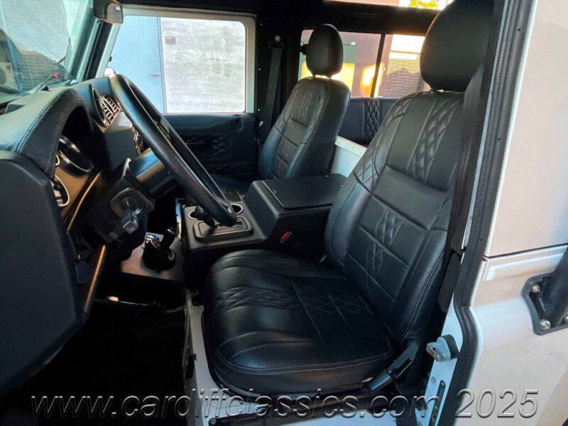 1985 Land Rover Defender