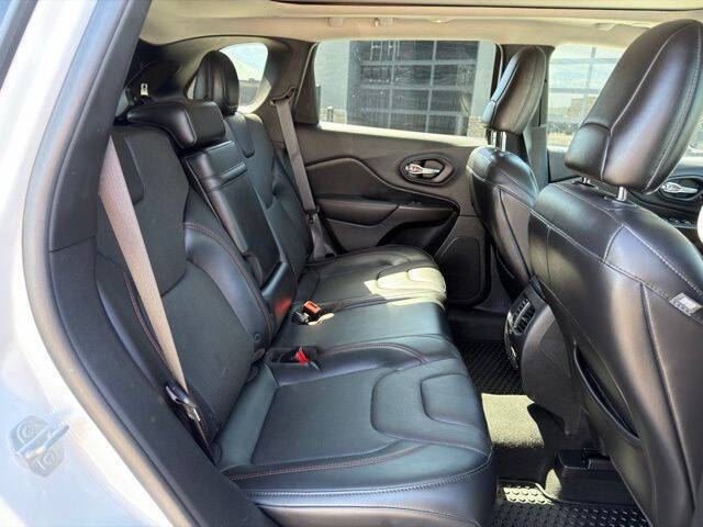 2019 Jeep Cherokee Trailhawk