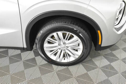 2024 Mitsubishi Outlander ES