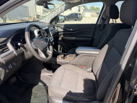 2022 GMC Acadia SLE