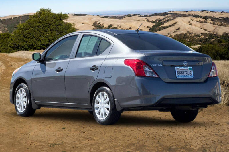 2019 Nissan Versa S