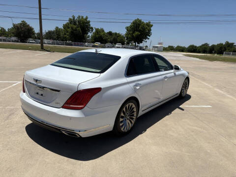 2017 Genesis G90