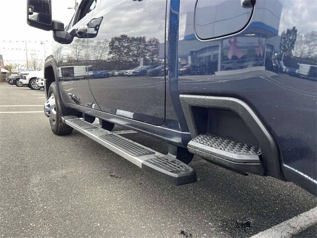 2023 GMC Sierra 3500HD