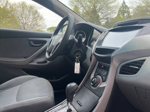 2013 Hyundai Elantra GLS
