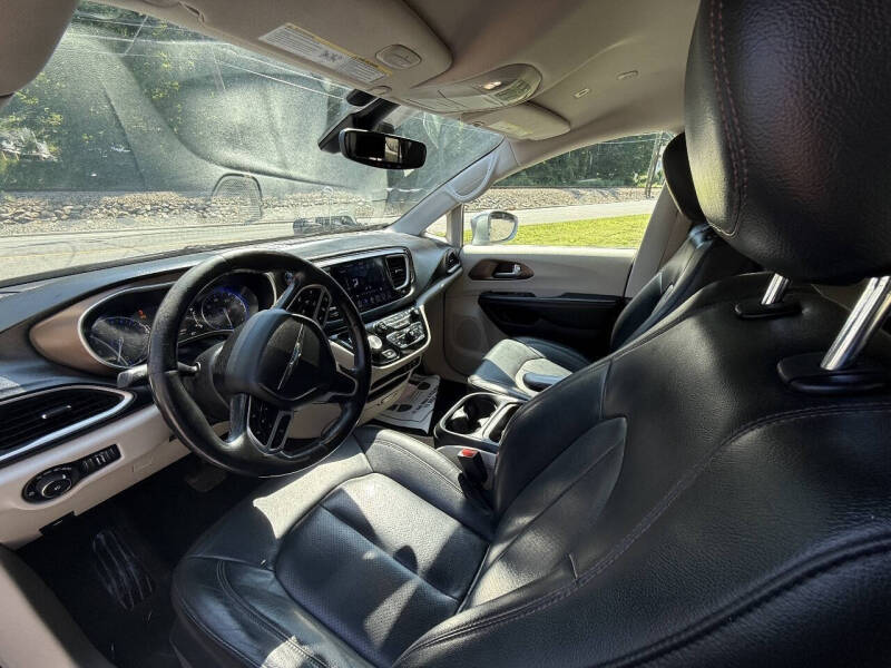 2019 Chrysler Pacifica Touring L