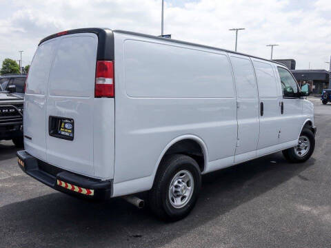 2023 Chevrolet Express 2500