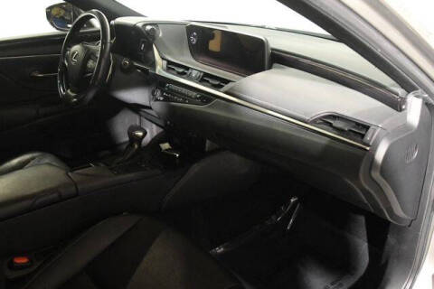 2019 Lexus ES 350 Luxury