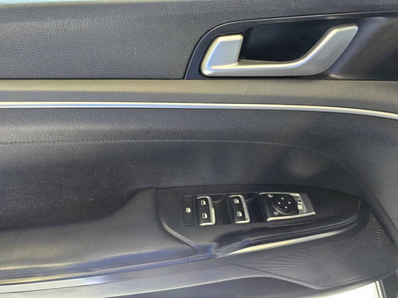2022 Kia K5