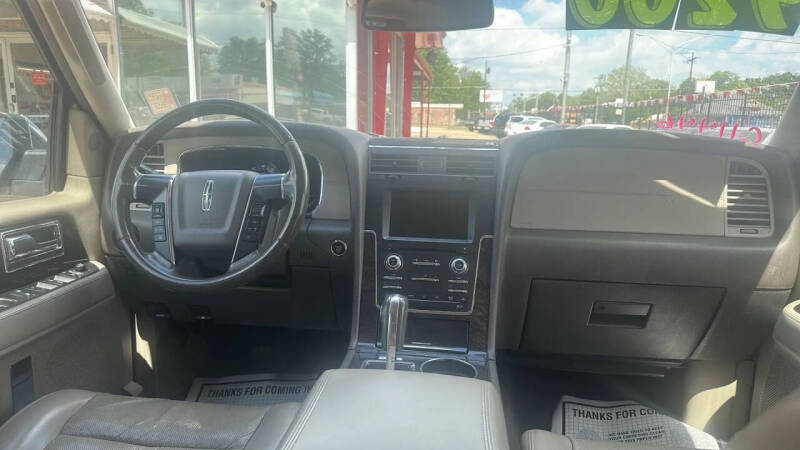 2017 Lincoln Navigator L Select
