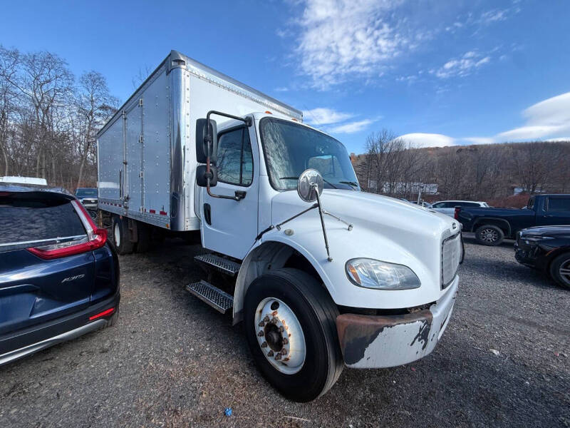 2018 Freightliner M2 106