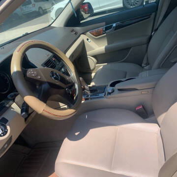 2009 Mercedes-Benz C-Class