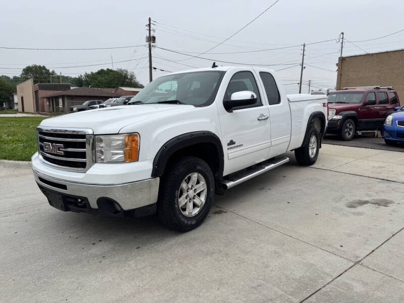 Image 3 of 2013 GMC Sierra 1500 SLE