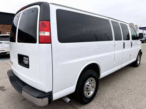 2016 Chevrolet Express LT 3500