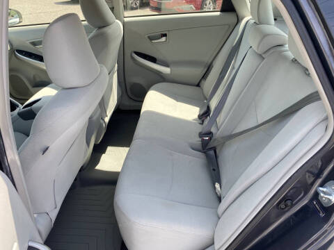 2012 Toyota Prius Three