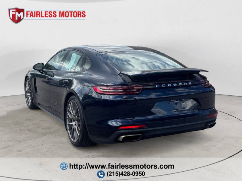 2017 Porsche Panamera 4
