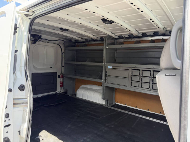 2018 Nissan NV 2500 HD SV