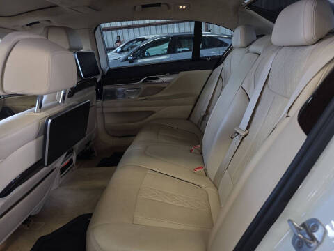 2017 BMW 7 Series 750i