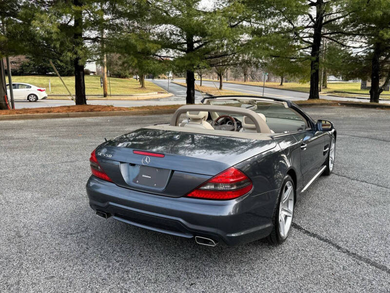 2011 Mercedes-Benz SL-Class SL550 photo 22