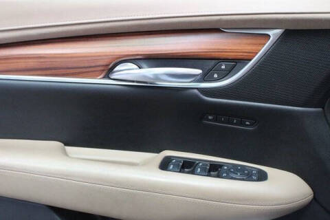 2017 Cadillac XT5 Platinum