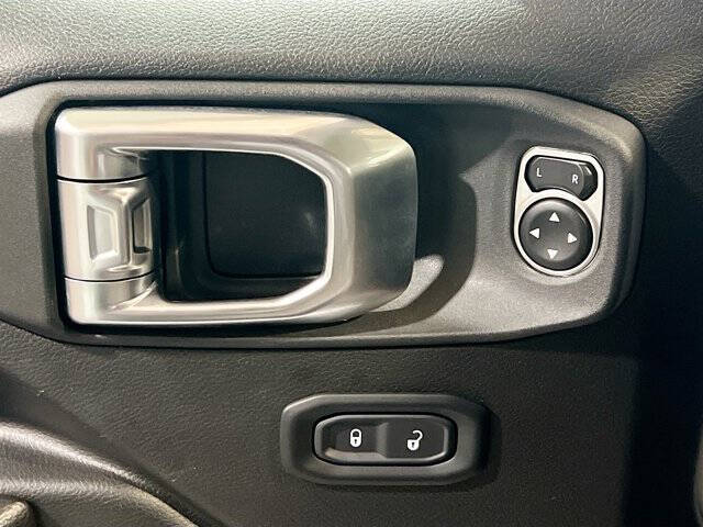 2024 Jeep Wrangler Willys 4xe